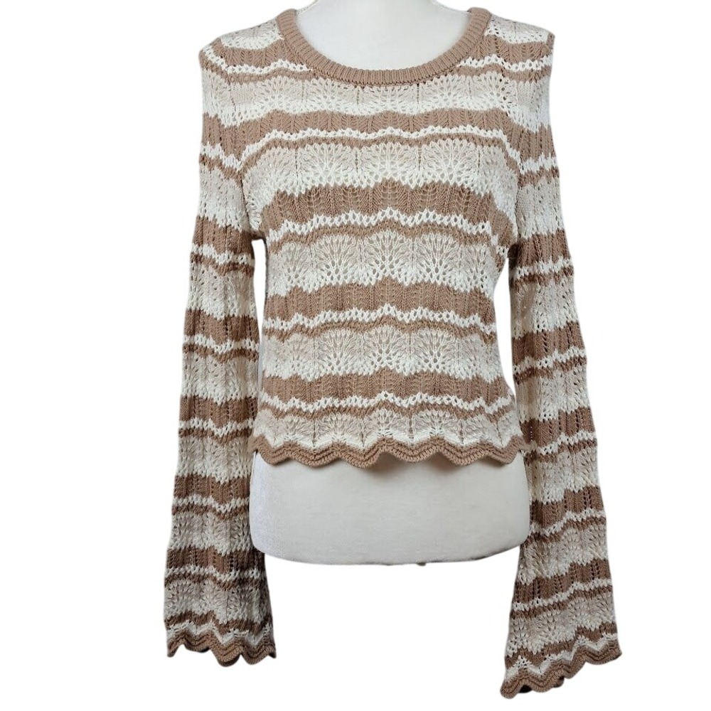 HIPPIE ROSE S Cropped Crochet Sweater Scalloped Bell Sleeve Cream Beige Y2K Boho